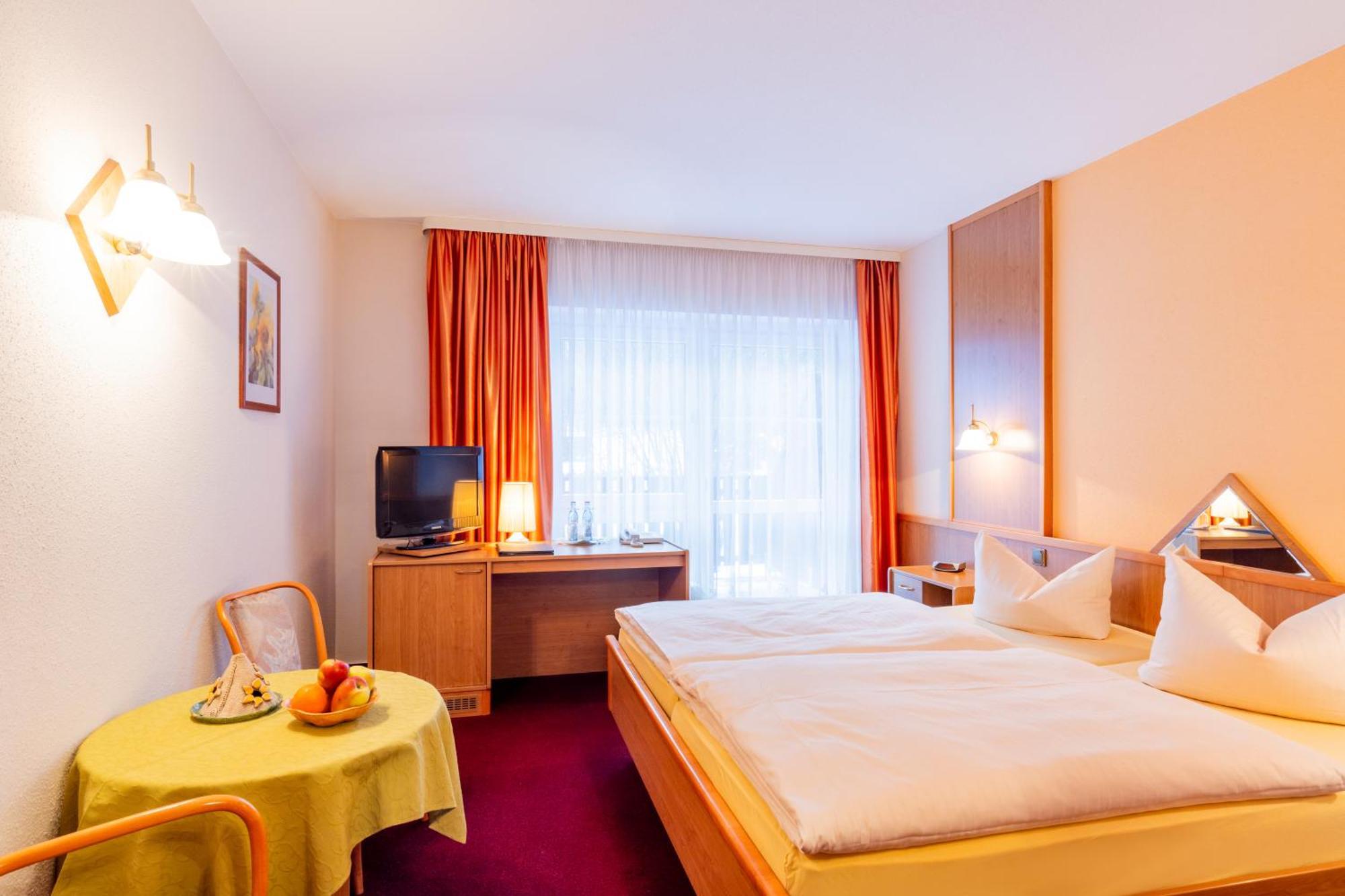 Hotel Gondelfahrt Kurort Jonsdorf Eksteriør bilde