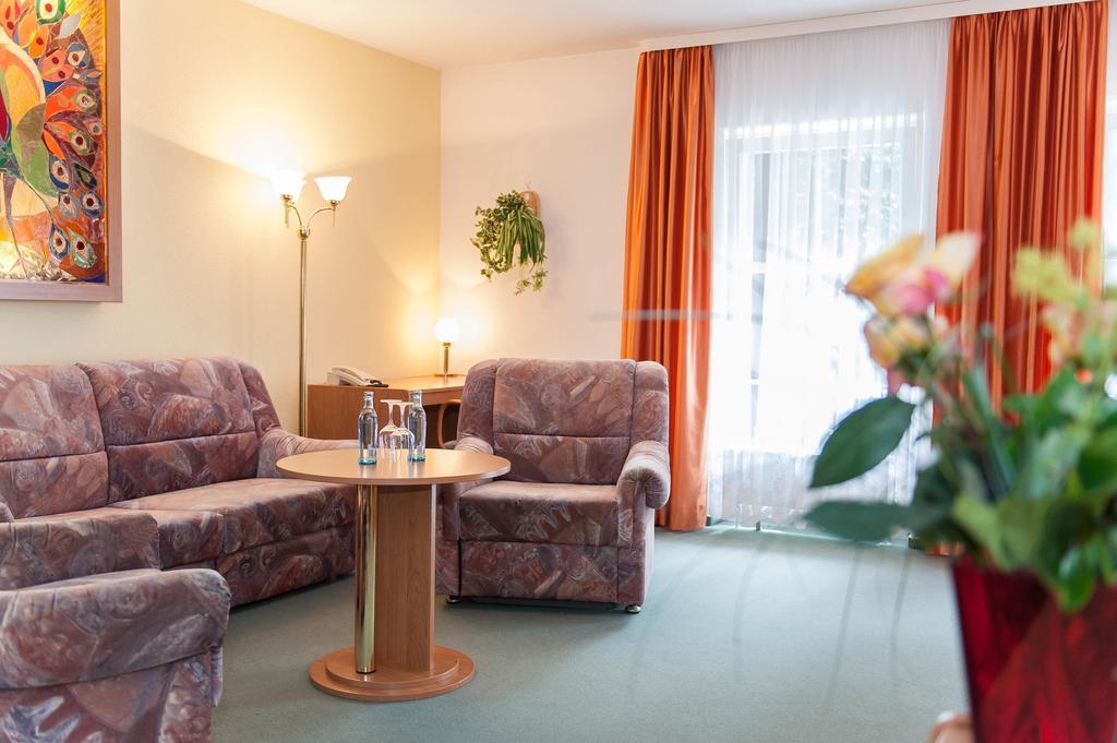 Hotel Gondelfahrt Kurort Jonsdorf Eksteriør bilde