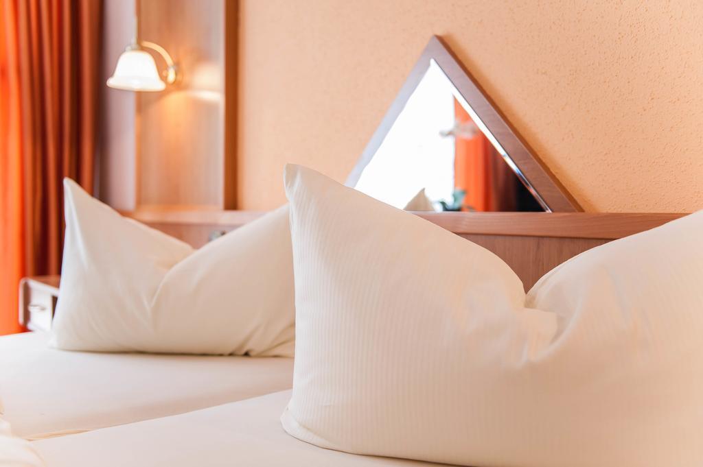 Hotel Gondelfahrt Kurort Jonsdorf Eksteriør bilde